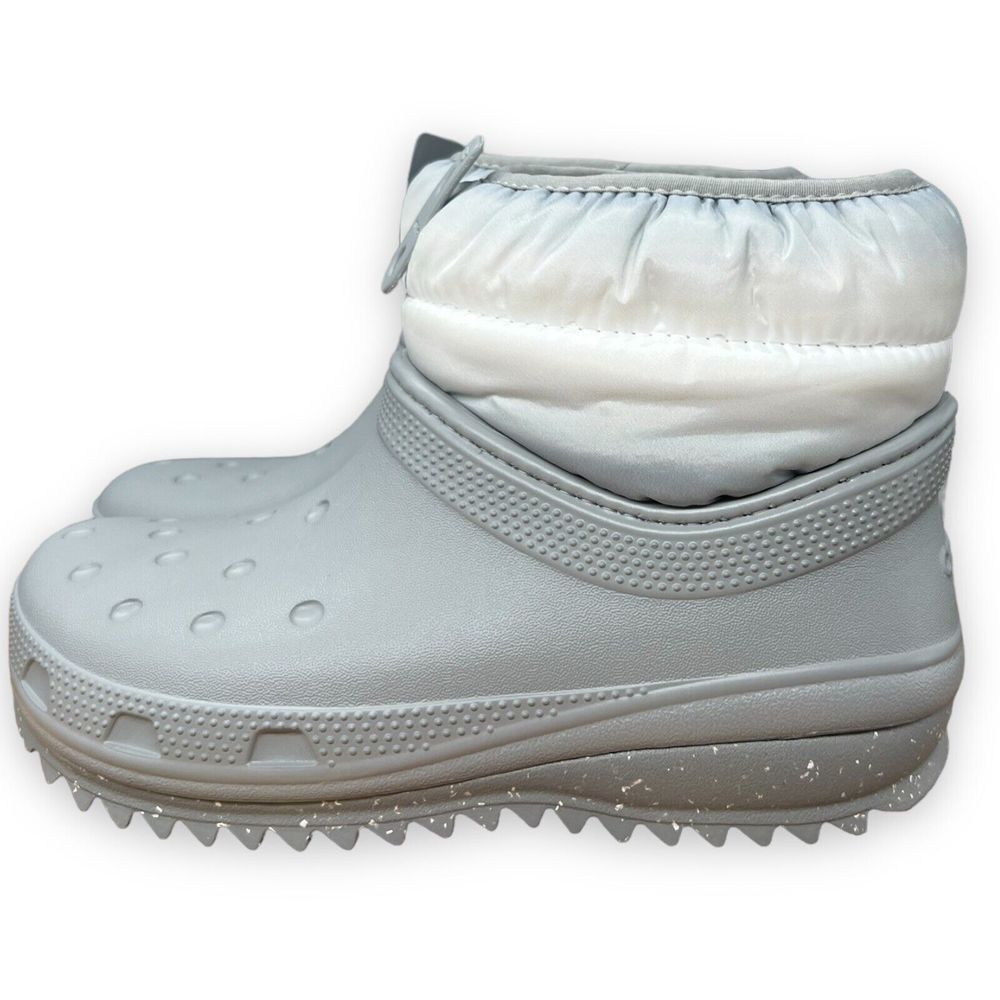 Crocs Neo Puff Shorty Boot Womens Size 5 Ankle Lined‎ Grey White Snow